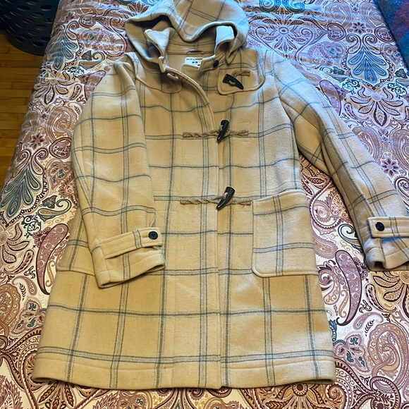 Ines de La Fressange and Uniqlo colab beige plaid duffle coat - Picture 1 of 12